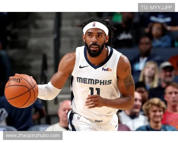 迈克康利的篮球传奇之路与职业生涯的辉煌成就探索