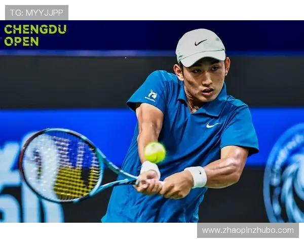 成都网球队的比赛经验揭秘：网球巨献背后的故事与成长之路